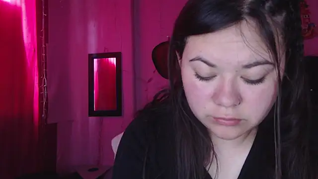 Snapshot of NikkiRous_ chatting on 10/02/25, 02:31 NikkiRous online show from 10/02/25, 02:31