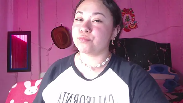 Snapshot of NikkiRous_ chatting on 10/21/25, 08:30 NikkiRous online show from 10/21/25, 08:30