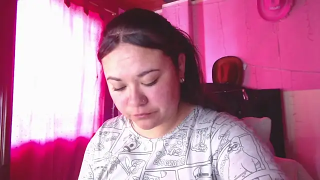 NikkiRous  online show from 03/26/26, 05:00