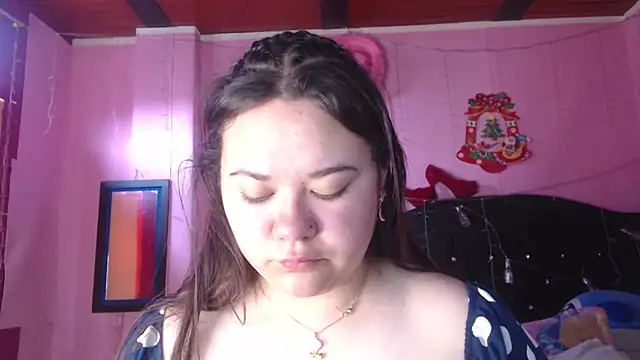 Snapshot of NikkiRous_ chatting on 09/11/25, 12:38 NikkiRous online show from 09/11/25, 12:38