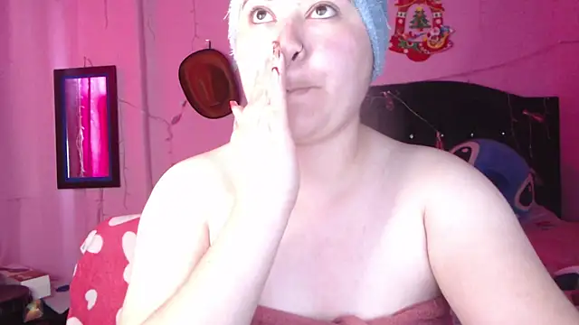 Snapshot of NikkiRous_ chatting on 11/23/25, 01:43 NikkiRous online show from 11/23/25, 01:43