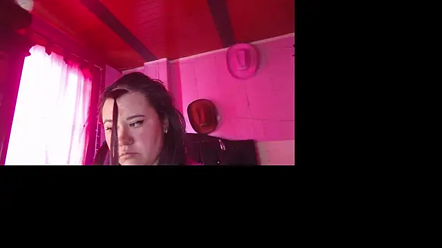 NikkiRous  online show from 02/18/26, 02:24