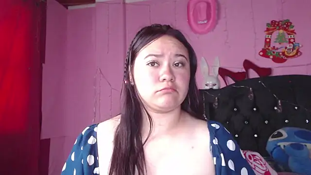 Snapshot of NikkiRous_ chatting on 03/20/25, 03:47 NikkiRous online show from 03/20/25, 03:47