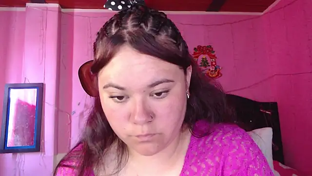 NikkiRous  online show from 01/05/26, 05:27