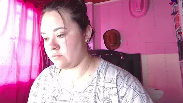 NikkiRous  online show from 02/17/26, 01:19