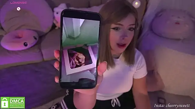 Cheerrysweett online show from 11/06/25, 05:33