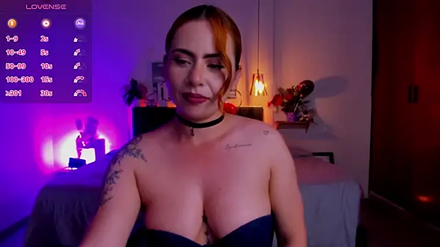 Snapshot of Dulce_charlottee chatting on 02/25/25, 09:37 Dulce charlottee online show from 02/25/25, 09:37