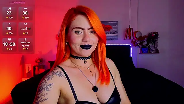 Snapshot of Dulce_charlottee chatting on 10/24/25, 07:46 Dulce charlottee online show from 10/24/25, 07:46