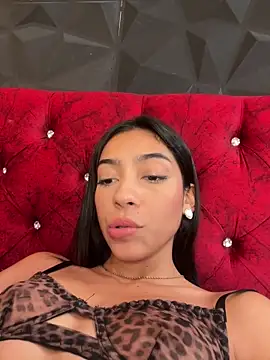 Snapshot of Ema_azel chatting on 03/04/25, 05:13 Ema azel online show from 03/04/25, 05:13