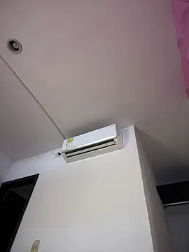 Snapshot of Ema_azel chatting on 03/16/25, 02:00 Ema azel online show from 03/16/25, 02:00