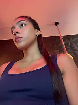 Snapshot of Ema_azel chatting on 10/08/25, 02:40 Ema azel online show from 10/08/25, 02:40