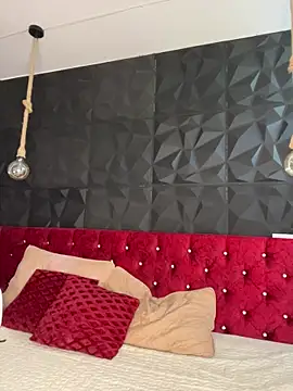 Ema azel online show from 12/05/25, 01:53