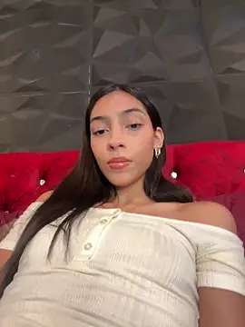 Snapshot of Ema_azel chatting on 02/28/25, 01:47 Ema azel online show from 02/28/25, 01:47