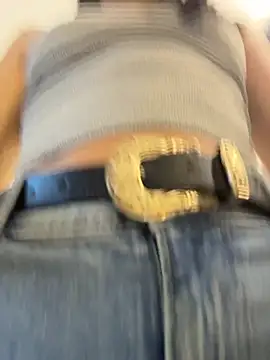 Ema azel online show from 04/19/26, 02:07