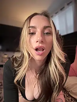 BrattyBae xo online show from 01/15/26, 07:50