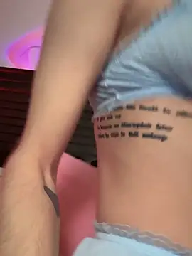 Snapshot of BrattyBae_xo chatting on 11/23/25, 07:24 BrattyBae xo online show from 11/23/25, 07:24