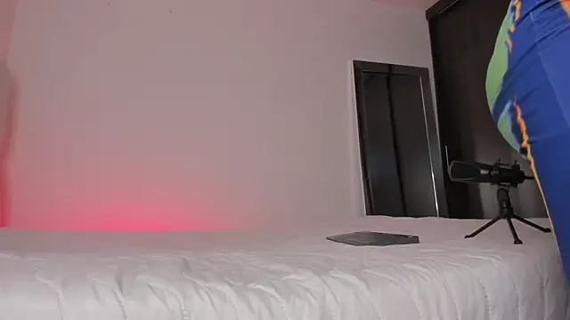 evaevanscute online show from 02/28/26, 09:47