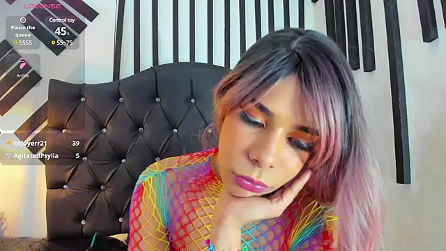 Snapshot of Giorgina_Parado chatting on 03/06/25, 10:20 Giorgina Parado online show from 03/06/25, 10:20