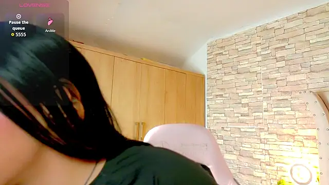 Snapshot of Giorgina_Parado chatting on 06/23/26, 04:10 Giorgina Parado online show from 06/23/26, 04:10