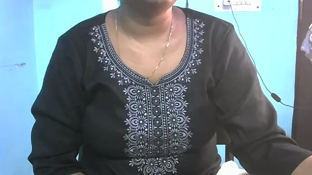 Im Cute online show from 09/11/25, 06:02