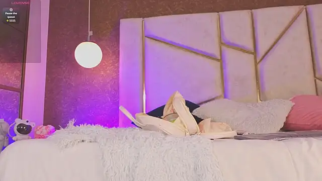 AilishBenson online show from 02/09/26, 07:45