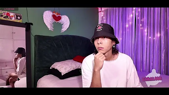 Snapshot of KokoAndRin chatting on 11/07/25, 07:13 KokoAndRin online show from 11/07/25, 07:13