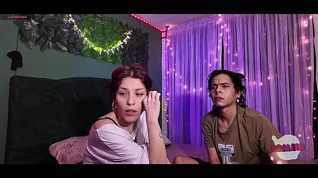 Snapshot of KokoAndRin chatting on 11/28/25, 10:21 KokoAndRin online show from 11/28/25, 10:21