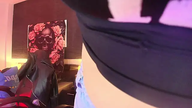 EvaaFoxxy1 online show from 02/09/26, 11:52