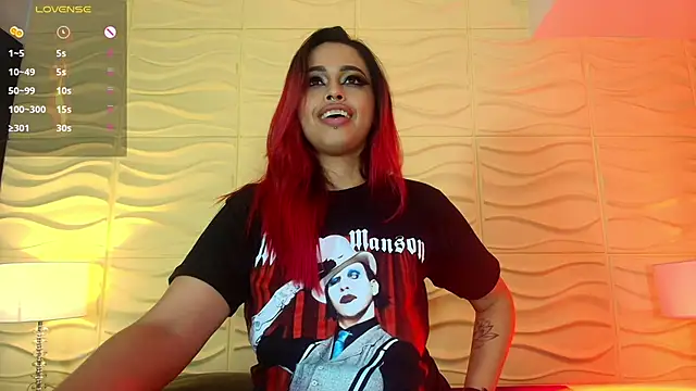 EvaaFoxxy1 online show from 11/09/25, 04:00