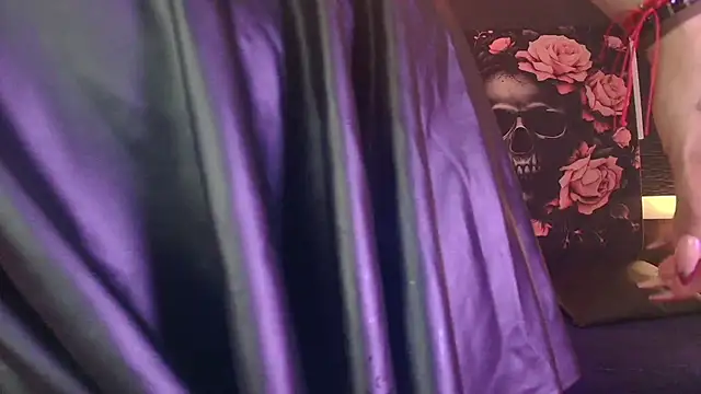 EvaaFoxxy1 online show from 04/10/26, 12:12