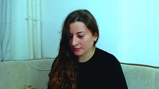 Helen Adams  online show from 01/05/25, 01:36