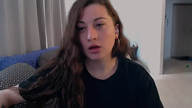 Helen Adams  online show from 06/30/26, 05:51