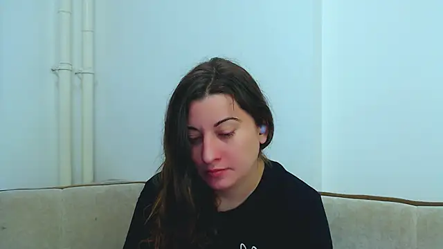 Helen Adams  online show from 03/06/25, 06:41