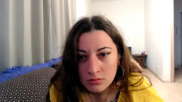 Snapshot of Helen_Adams_ chatting on 05/15/26, 05:49 Helen Adams online show from 05/15/26, 05:49