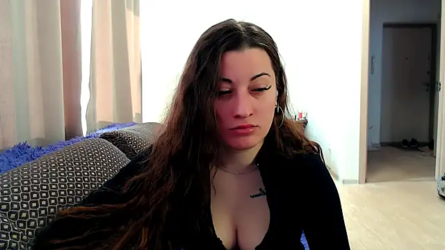 Snapshot of Helen_Adams_ chatting on 05/10/26, 05:00 Helen Adams online show from 05/10/26, 05:00