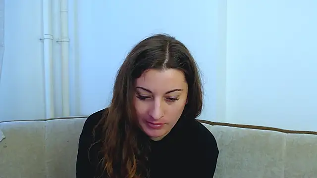 Helen Adams  online show from 01/10/25, 11:00