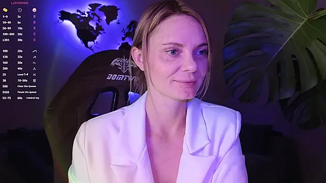 Snapshot of Sam_Klaus chatting on 10/03/25, 08:32 Sam Klaus online show from 10/03/25, 08:32