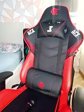 Snapshot of moreninhasilva chatting on 10/15/25, 10:29 moreninhasilva online show from 10/15/25, 10:29