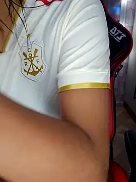 Snapshot of moreninhasilva chatting on 09/18/25, 08:01 moreninhasilva online show from 09/18/25, 08:01