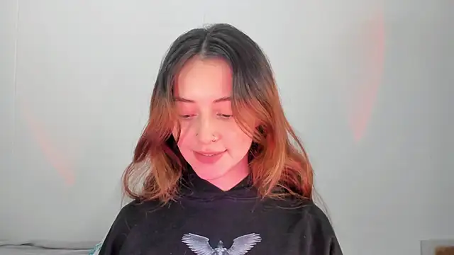 annie mora online show from 11/22/25, 02:43