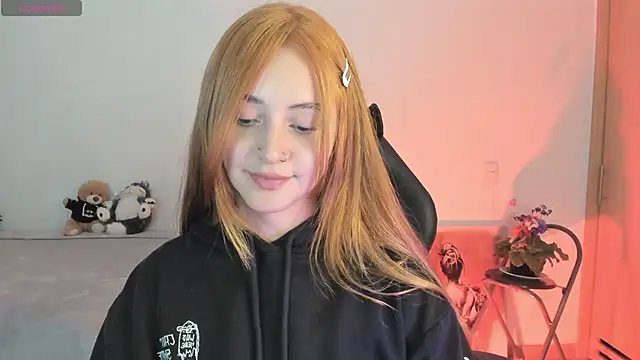 annie mora online show from 12/19/25, 03:43