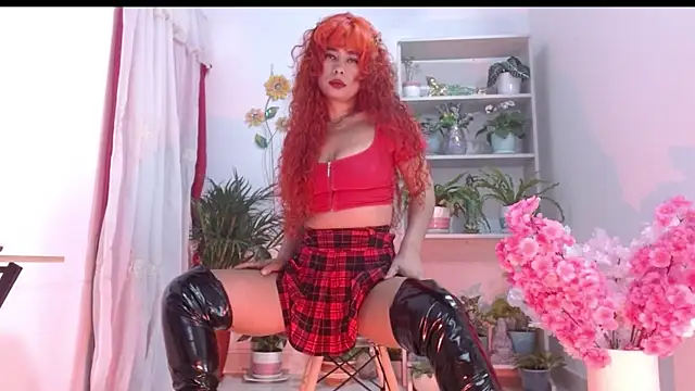 misspandora  online show from 09/19/25, 01:15