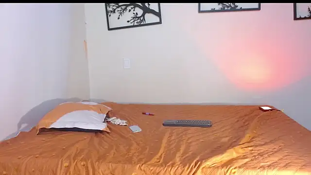 misspandora  online show from 11/05/25, 01:14