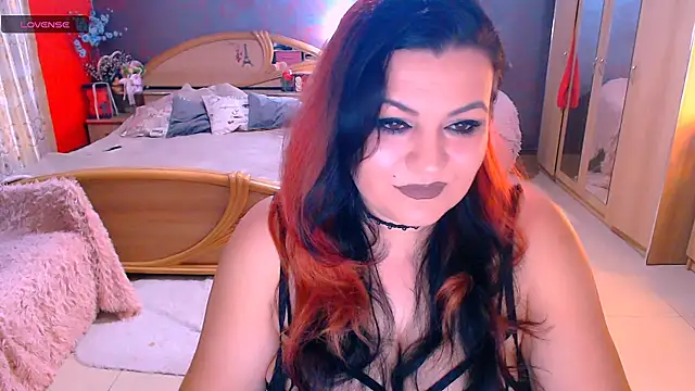 Ariellefoxy online show from 02/05/26, 07:32