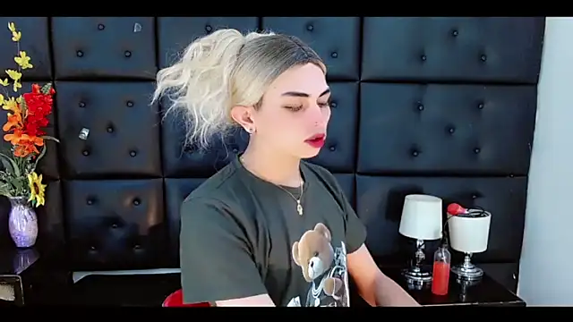 Daniela Pink  online show from 02/26/26, 06:52