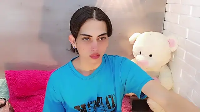 Daniela Pink  online show from 09/20/25, 07:41