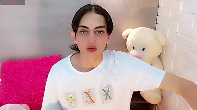 Daniela Pink  online show from 09/28/25, 08:49