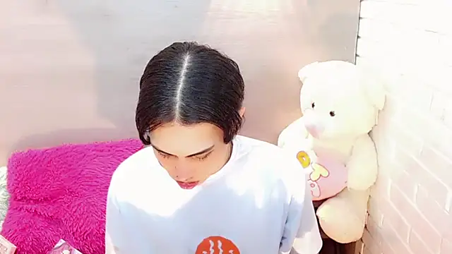 Daniela Pink  online show from 10/27/25, 08:43