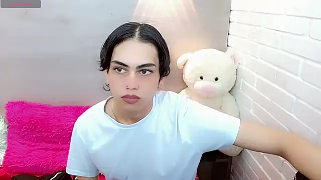 Daniela Pink  online show from 11/11/25, 08:14