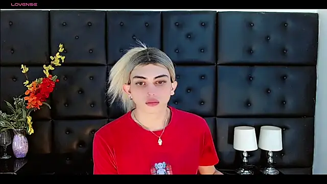 Daniela Pink  online show from 03/26/26, 07:34